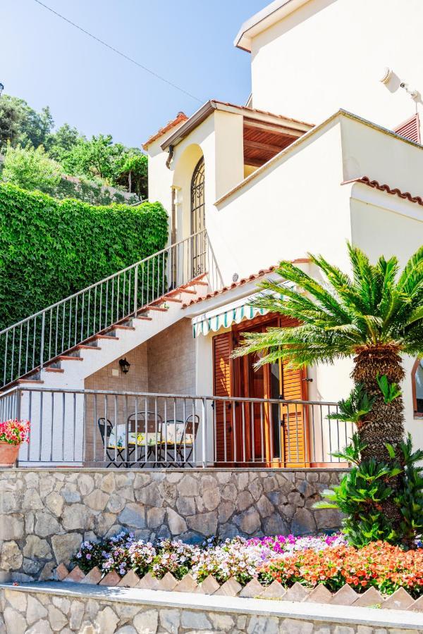 Appartamento Anna In Villa Laura Scala Ngoại thất bức ảnh